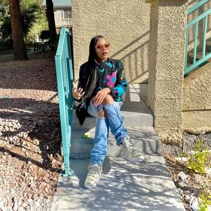 Meet your Posher, Khadijah